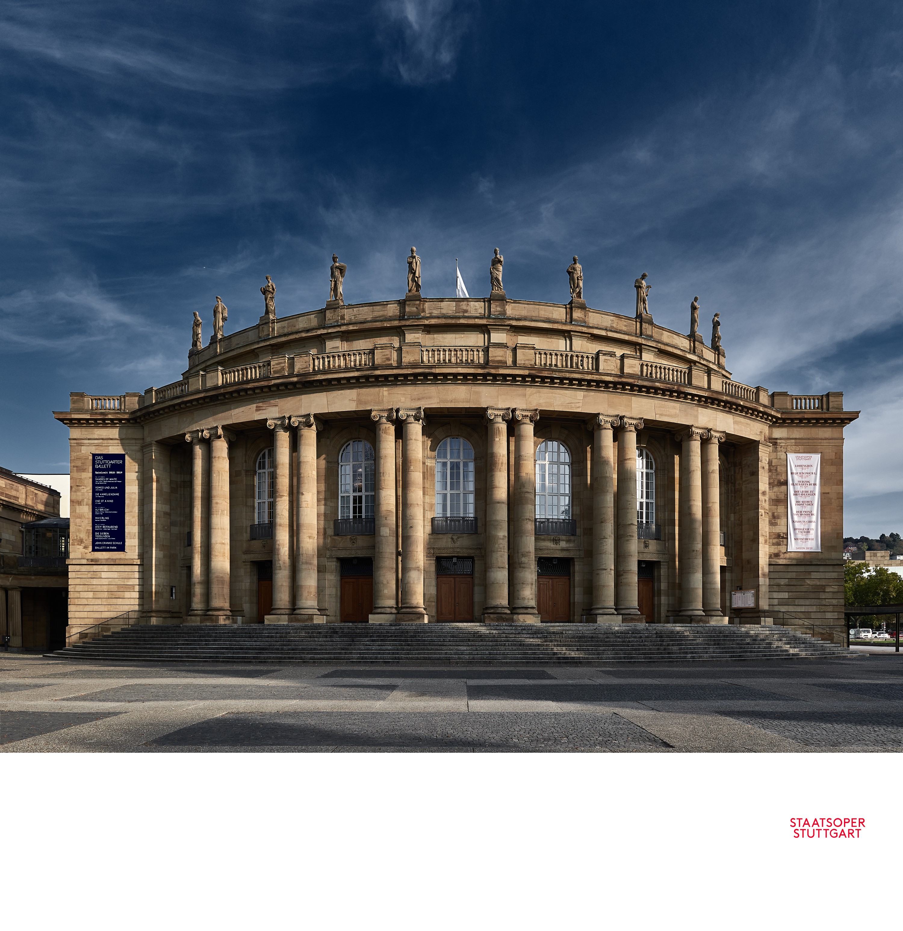 Dach der Stuttgarter Staatsoper beschädigt