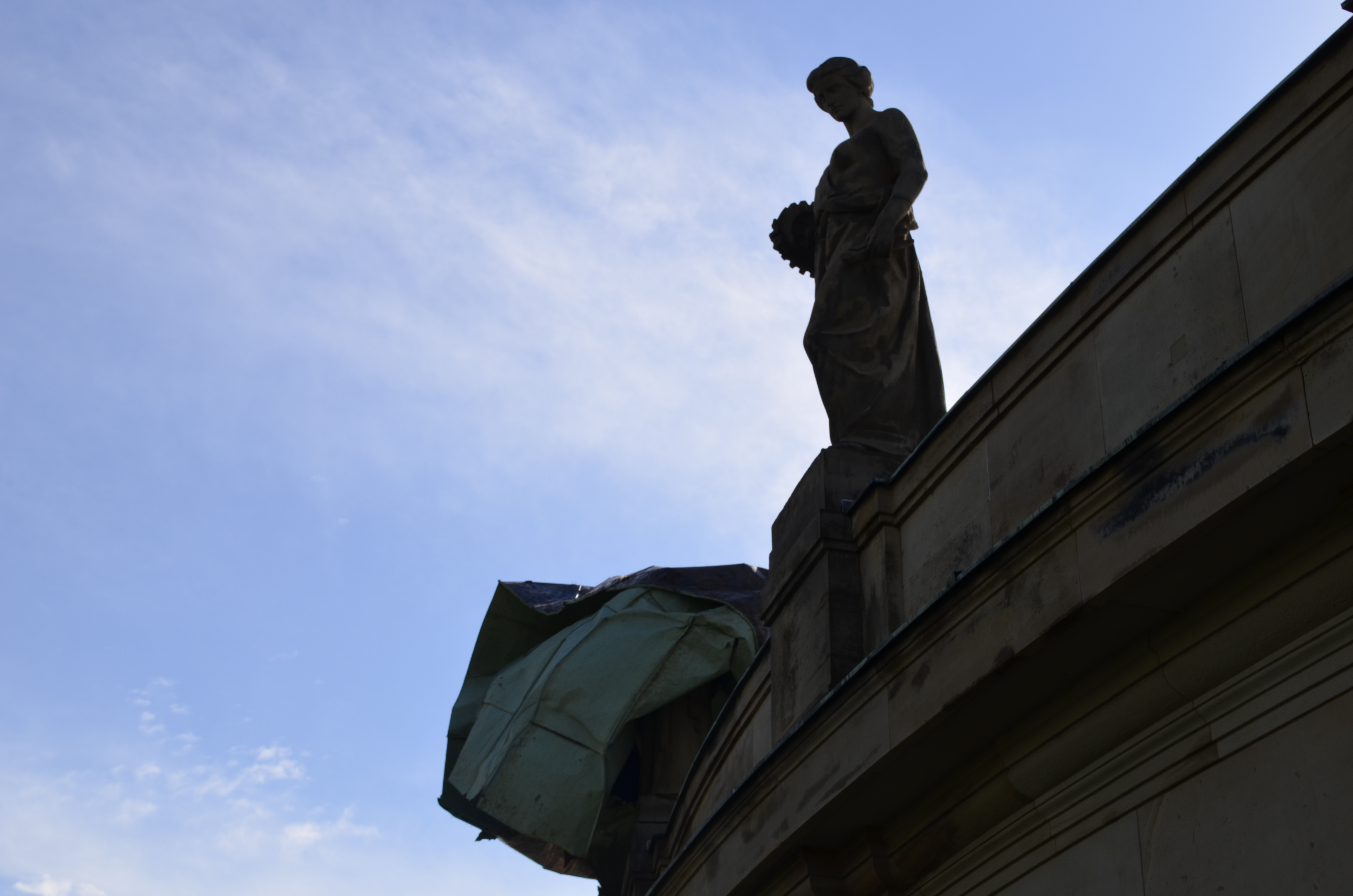 Dach der Staatsoper Stuttgart