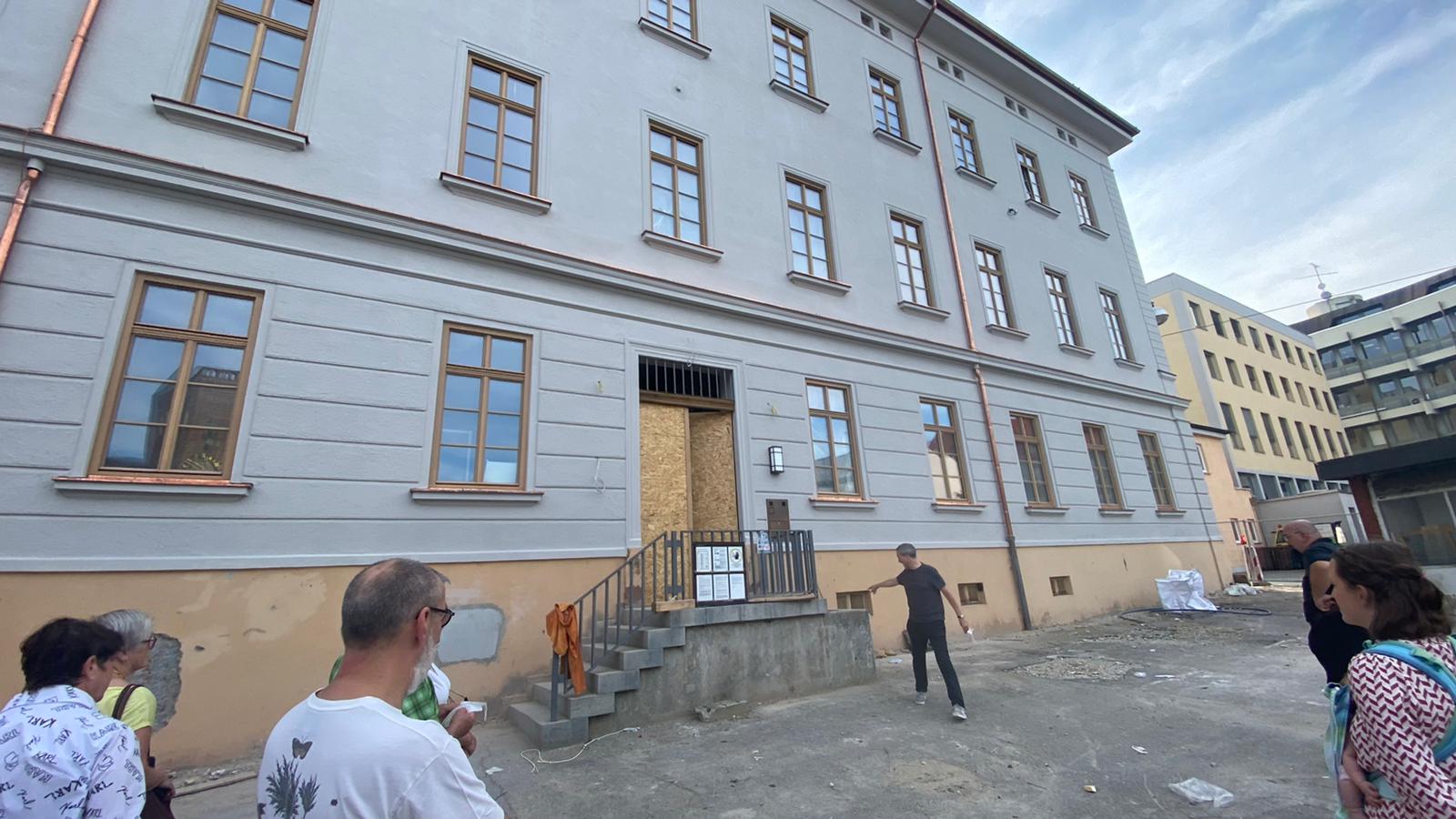 Fuggerstr. 12 Haupteingang