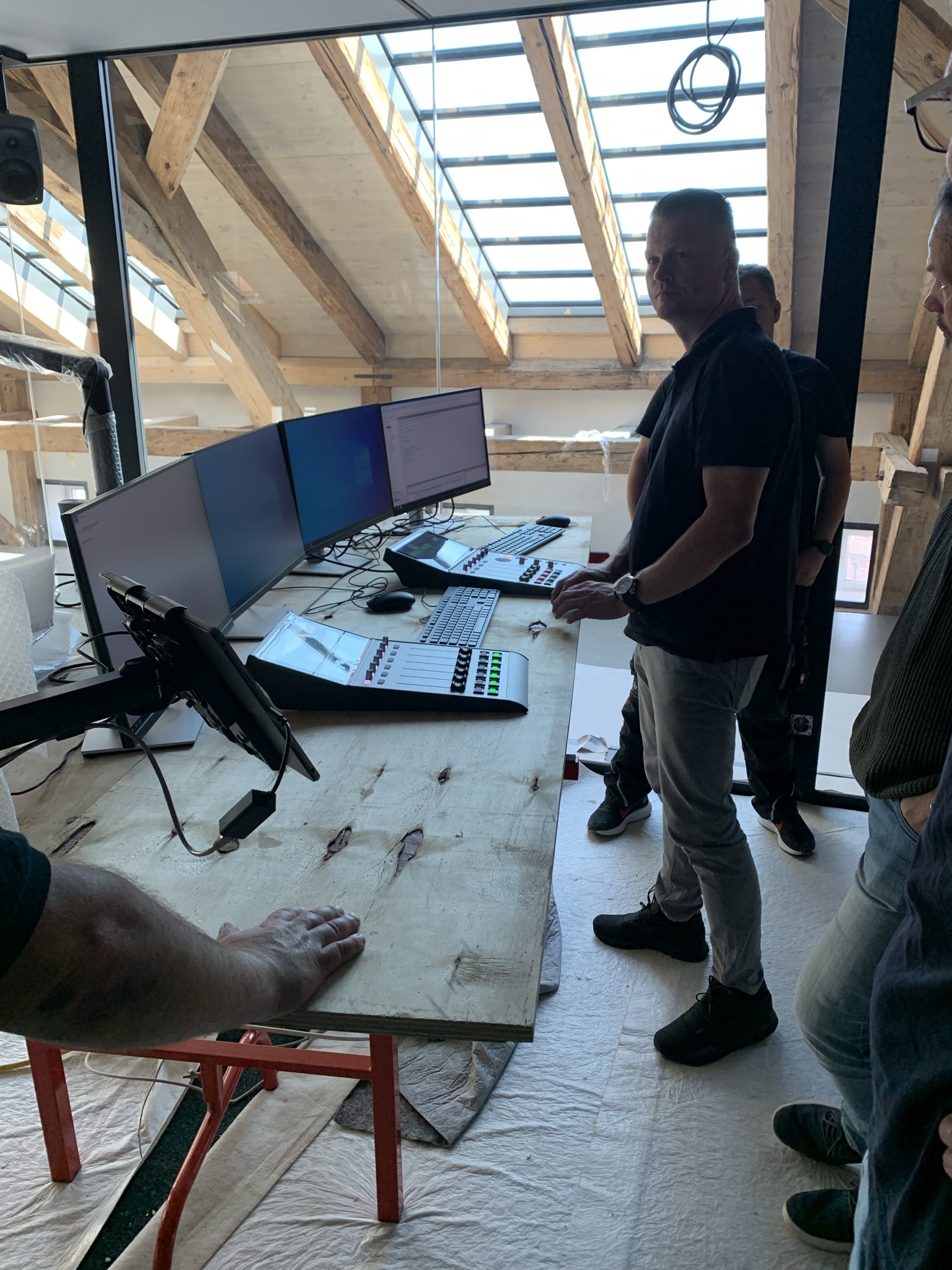 Perspektive von der Seite im Sendecube 1