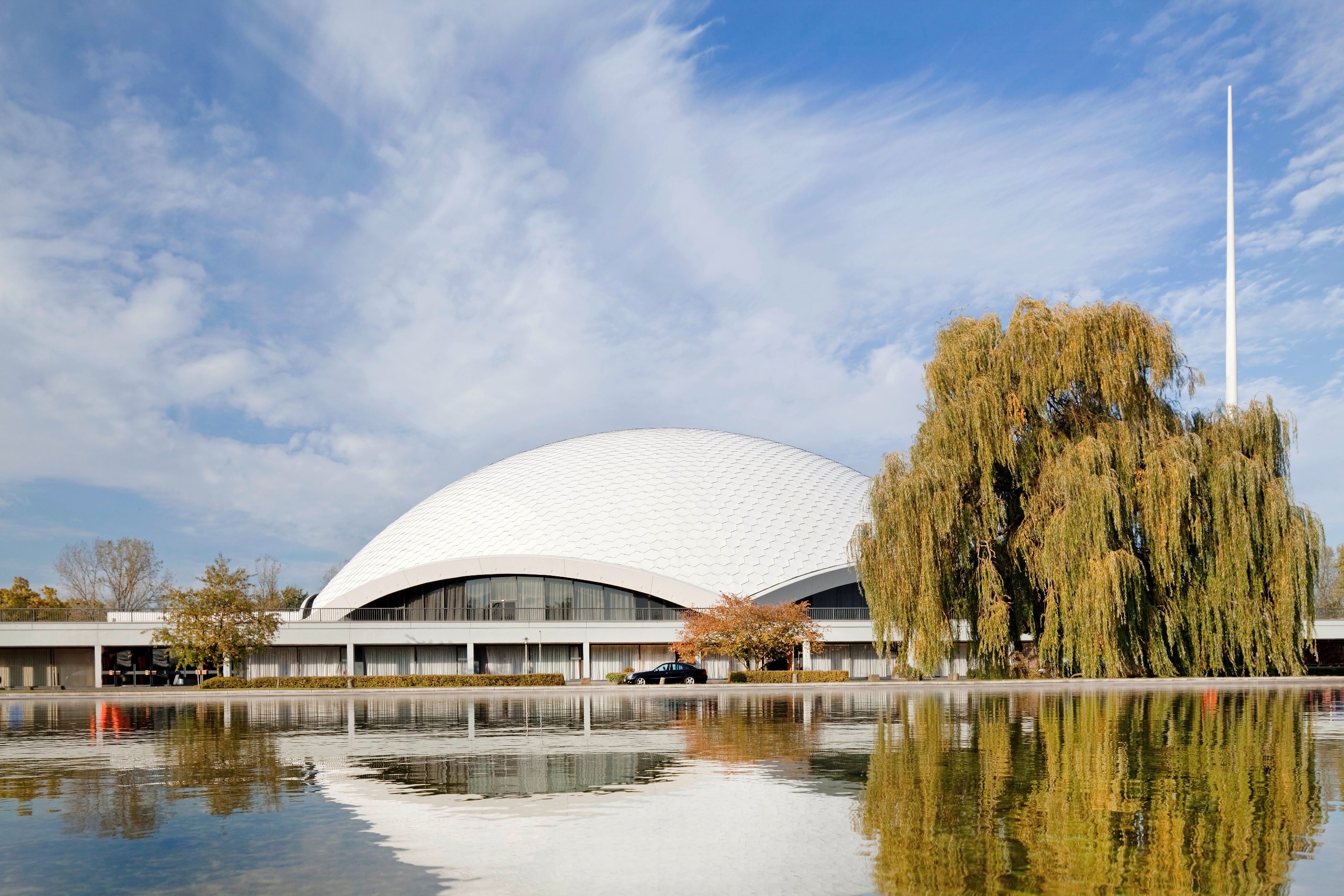 Außenaufnahme der Jahrhunderthalle in Frankfurt (Main)