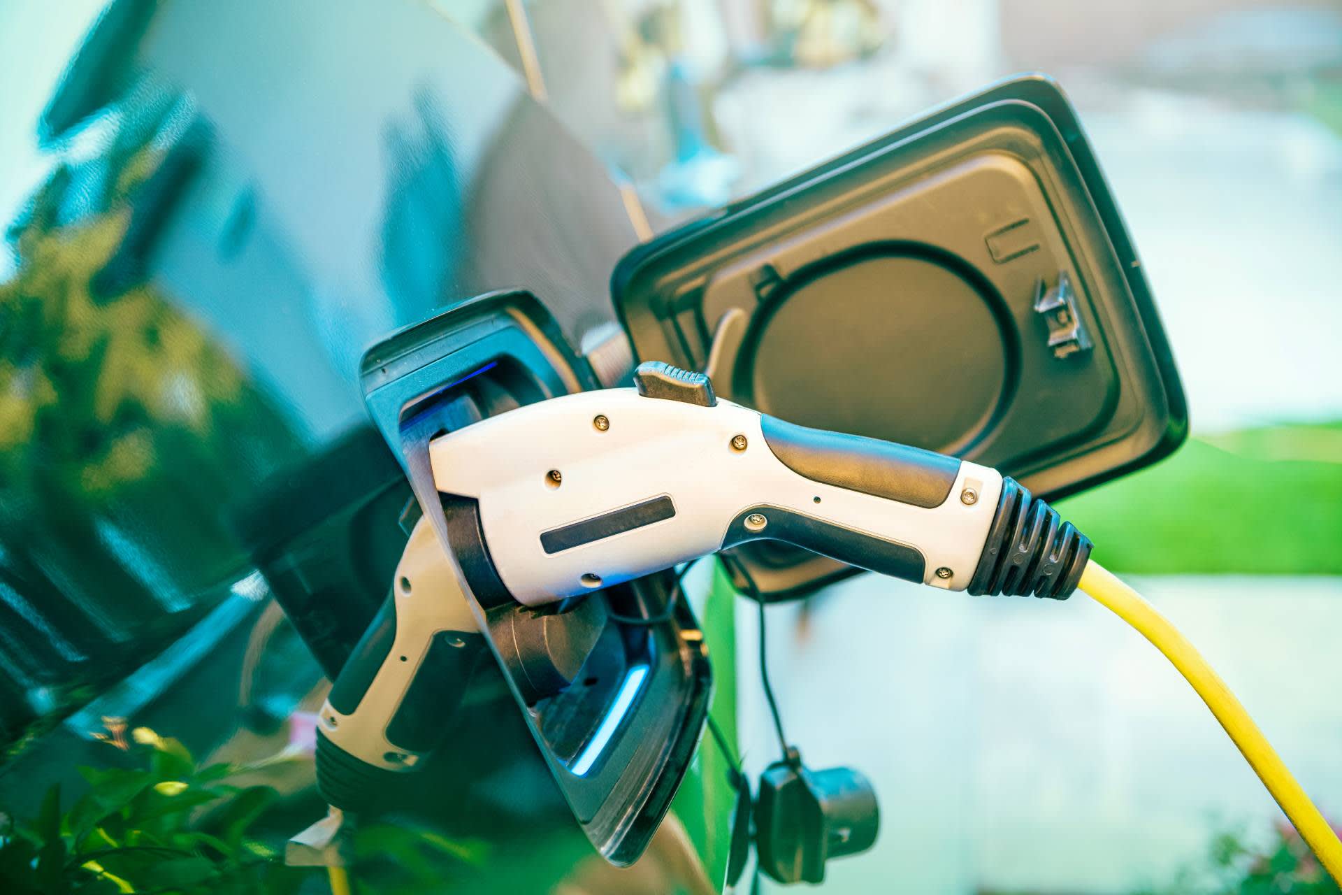 Only 6% of UK hotels provide EV charging facilities - Hero Image