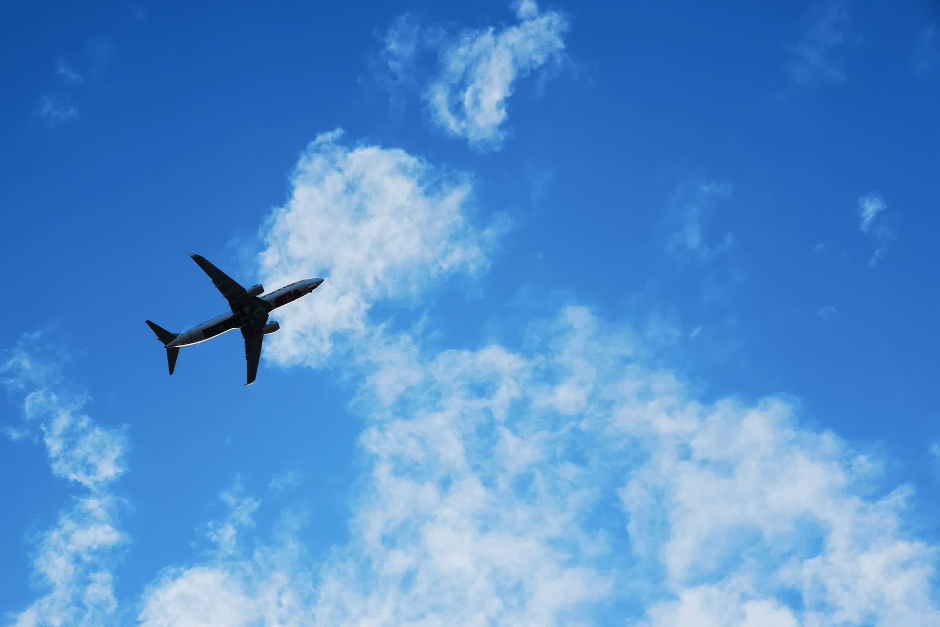 Edinburgh named the UK’s most EV-friendly airport – ahead of Heathrow and Birmingham - Hero Image