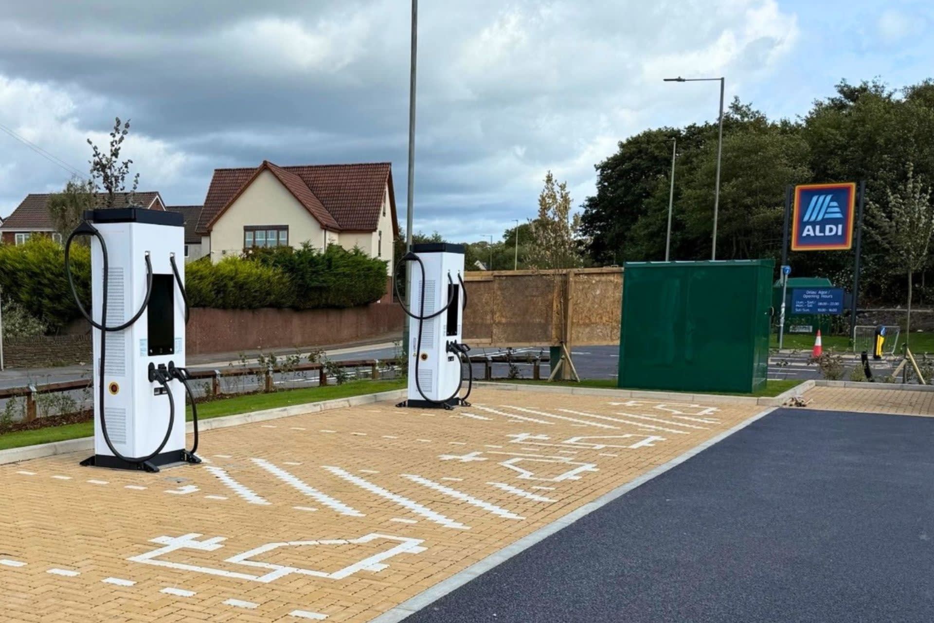 Drax Electric Vehicles partners with Aldi to power up EV charging network at UK stores - Hero Image