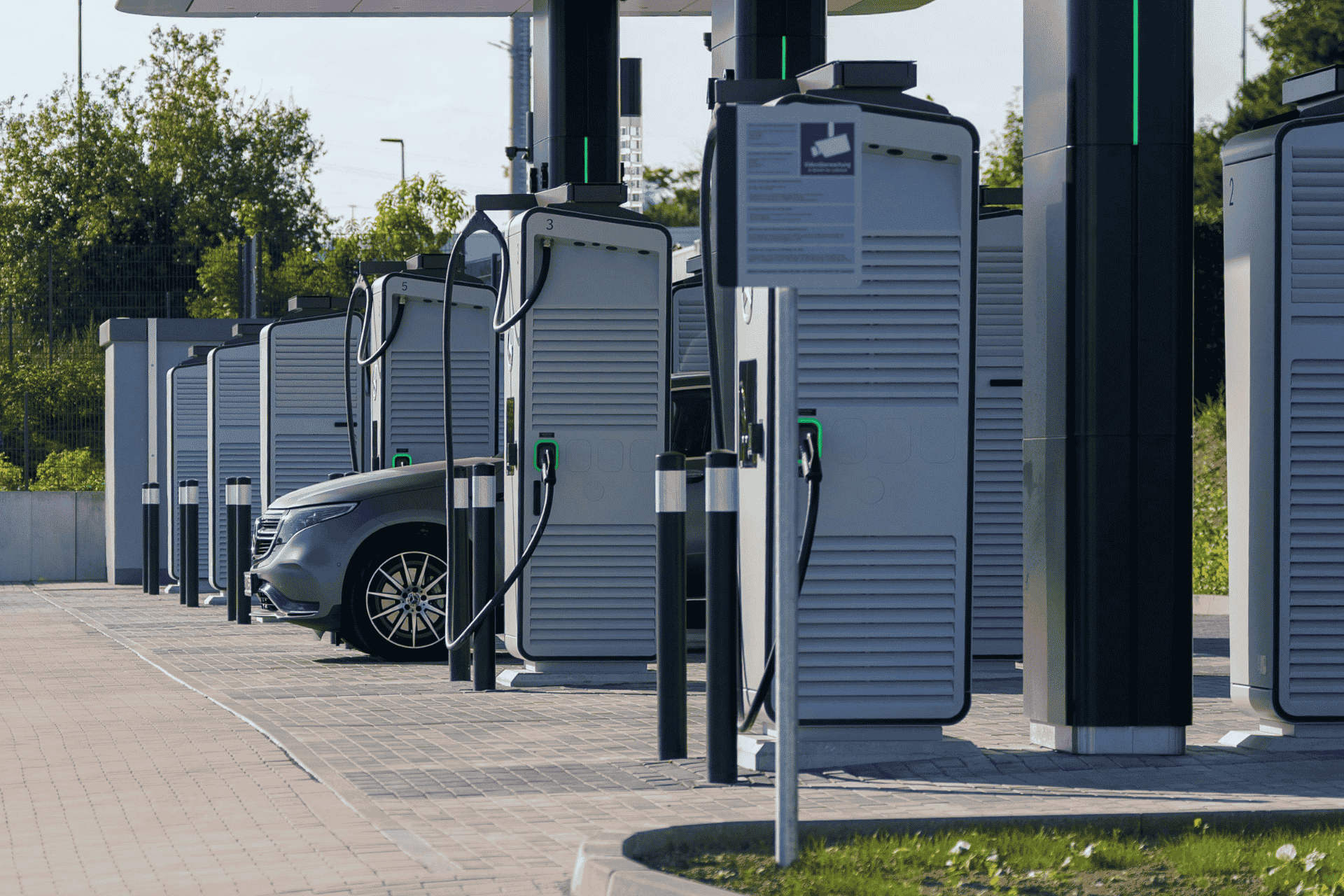 What provider consolidation means for the UK EV market - Hero Image