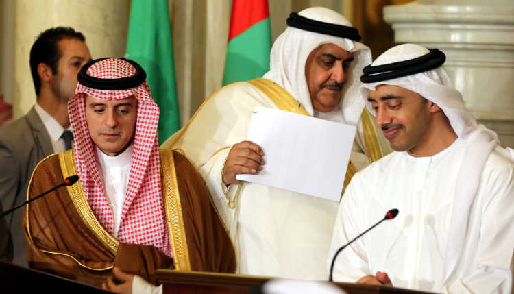 Meeting of the rulers of Saudi Arabia and Qatar in 2017.