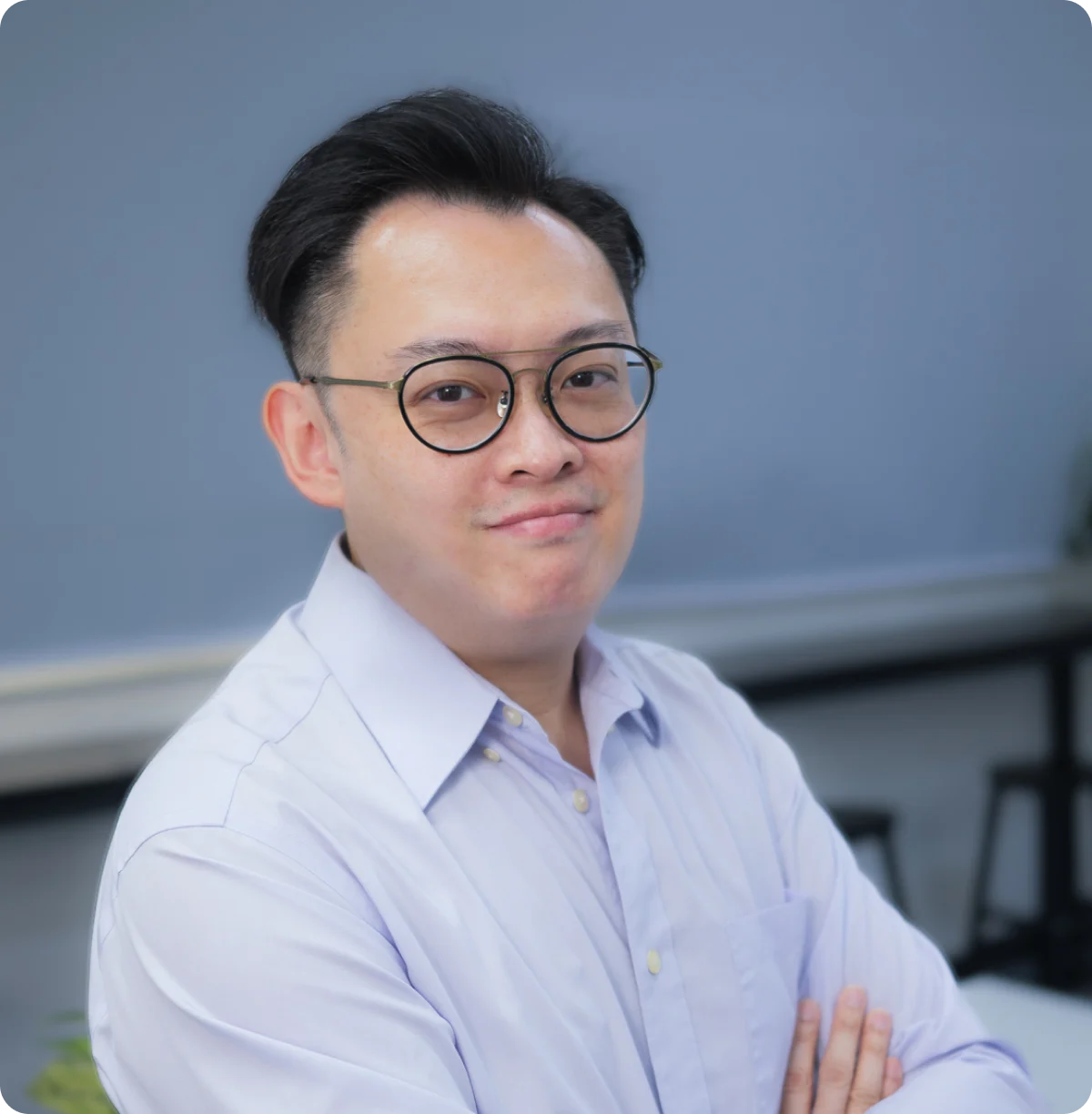 Headshot of Tasman Chow