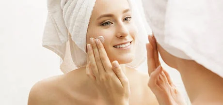 Peau sensible normale à mixte