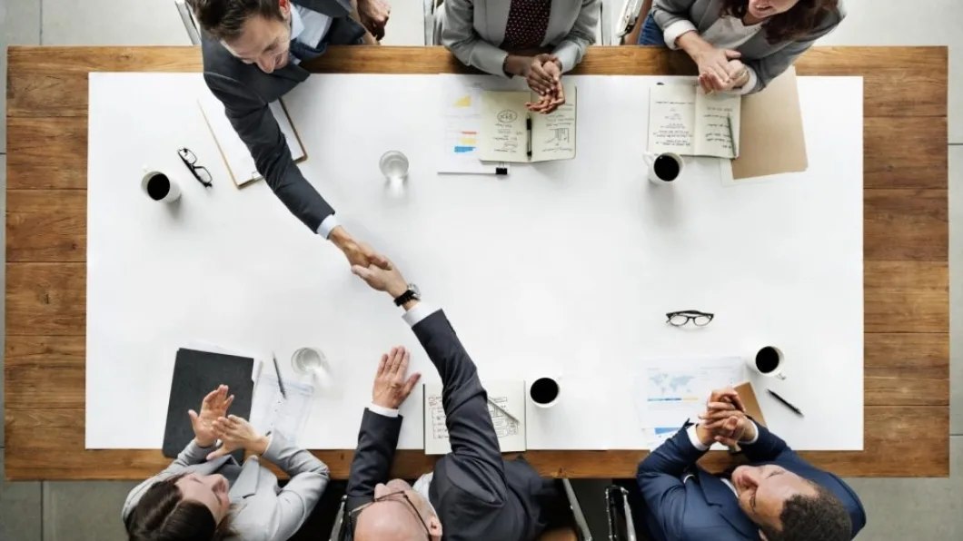 Construction executives committing to use the best construction technology available