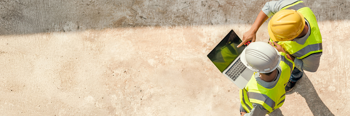 construction-blog-engineers-data-collaboration-image