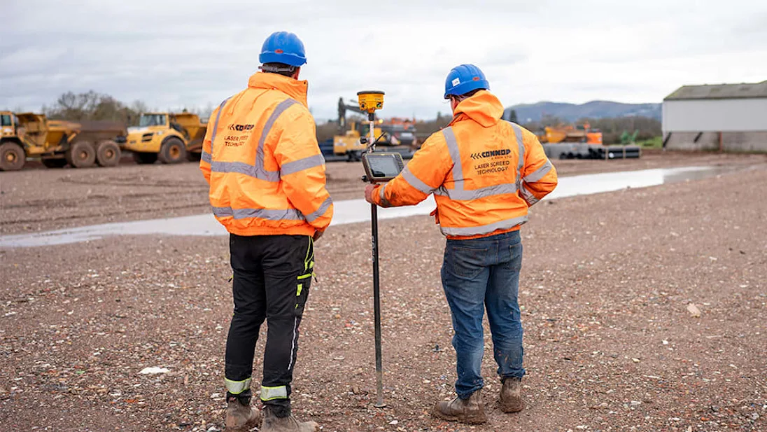 Surveyors using Trimble Siteworks