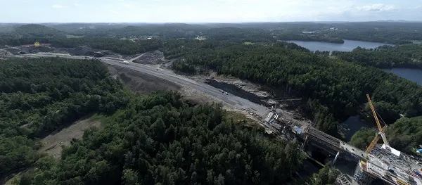 Bird's eye view of road construction