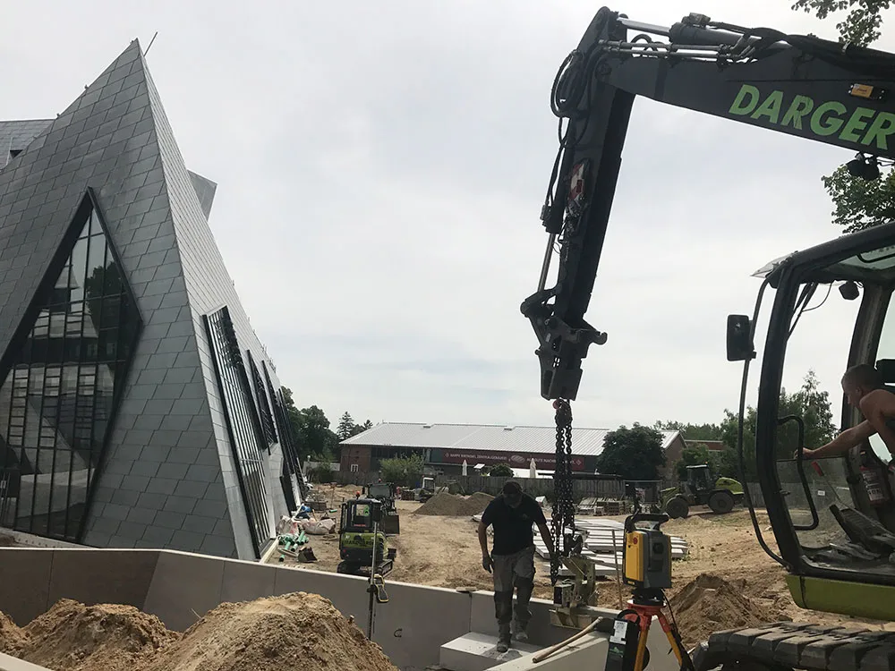 DargerConstruction3