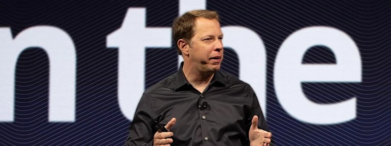 Keselowski & Schwartz link racing precision/digital data, "fail virtually" mindset and connected workflows to success on the construction job site.