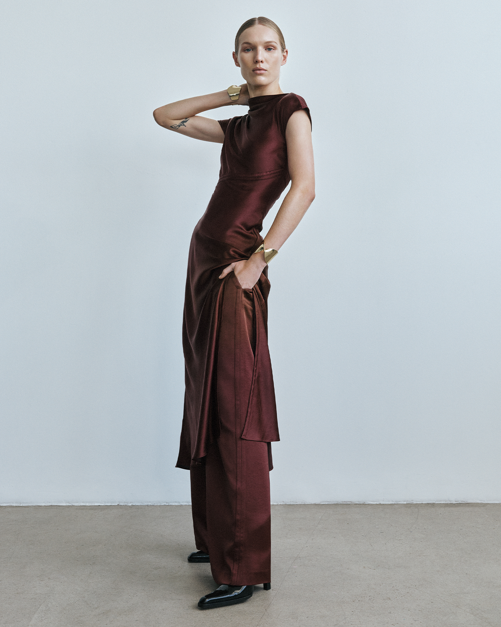 Cue | Soft Shirred Jacquard Top