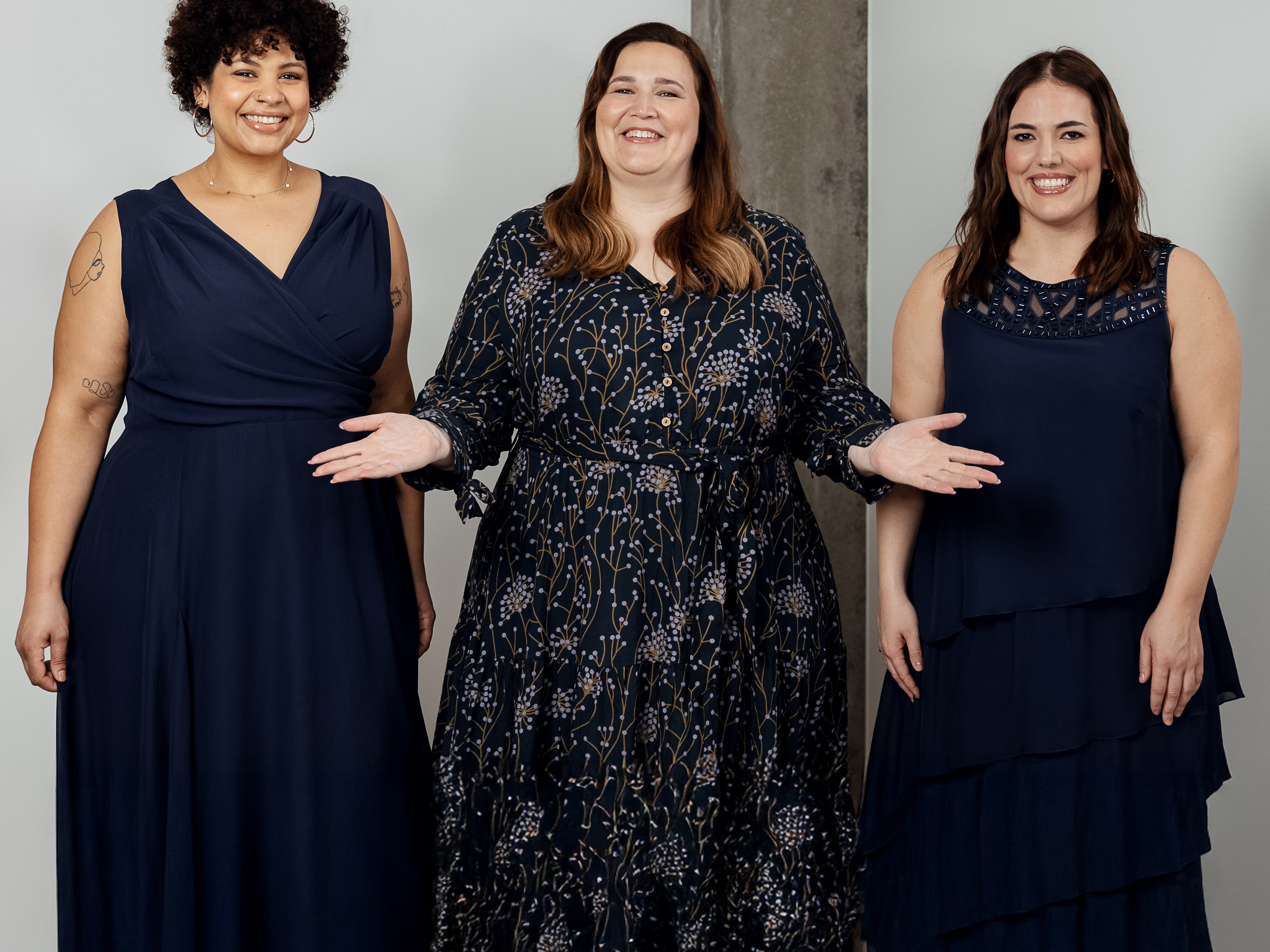 3 Frauen im Abendkleid