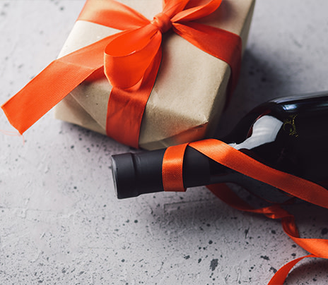 10 reasons why wine is the perfect gift Category Tile