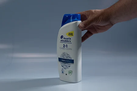 Flacone Head & Shoulders con marcatori tattili per distinguere lo shampoo