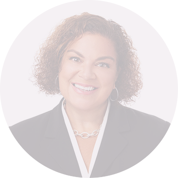 donna sorridente, una dei nostri leader Kristine Decker