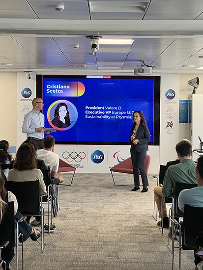 Cristina Scelza, Presidente ValoreD ed Executive VP Europe Market Intelligence Development and Sustainability presso Prysmian, durante la sua intervista all’Equality and Inclusion Talk in P&G.