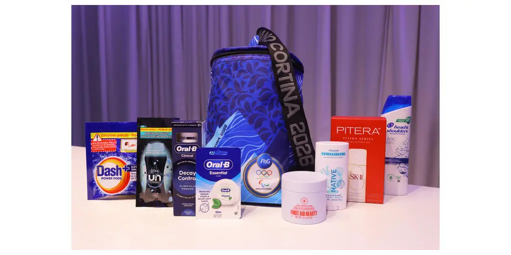 Il welcome kit con prodotti dei marchi P&G per i Giochi Olimpici e Paralimpici di Milano-Cortina 2026