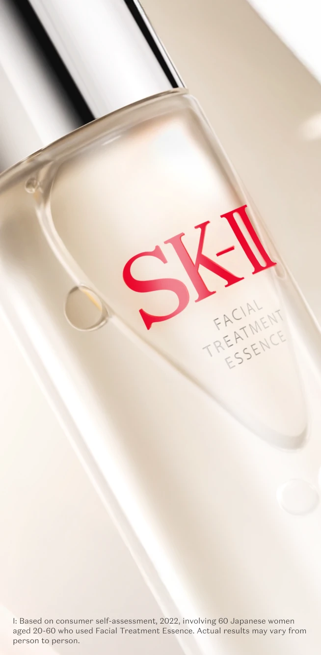 I: Based on consumer self-assessment, 2022, involving 60 Japanese women aged 20-60 who used Facial Treatment Essence. Actual results may vary from person to person.