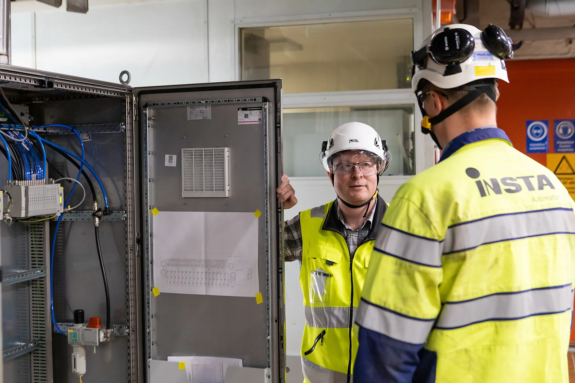 Valio's Pekka Maalo and Instan's Antti Laaksonen at Valio's R1 factory.