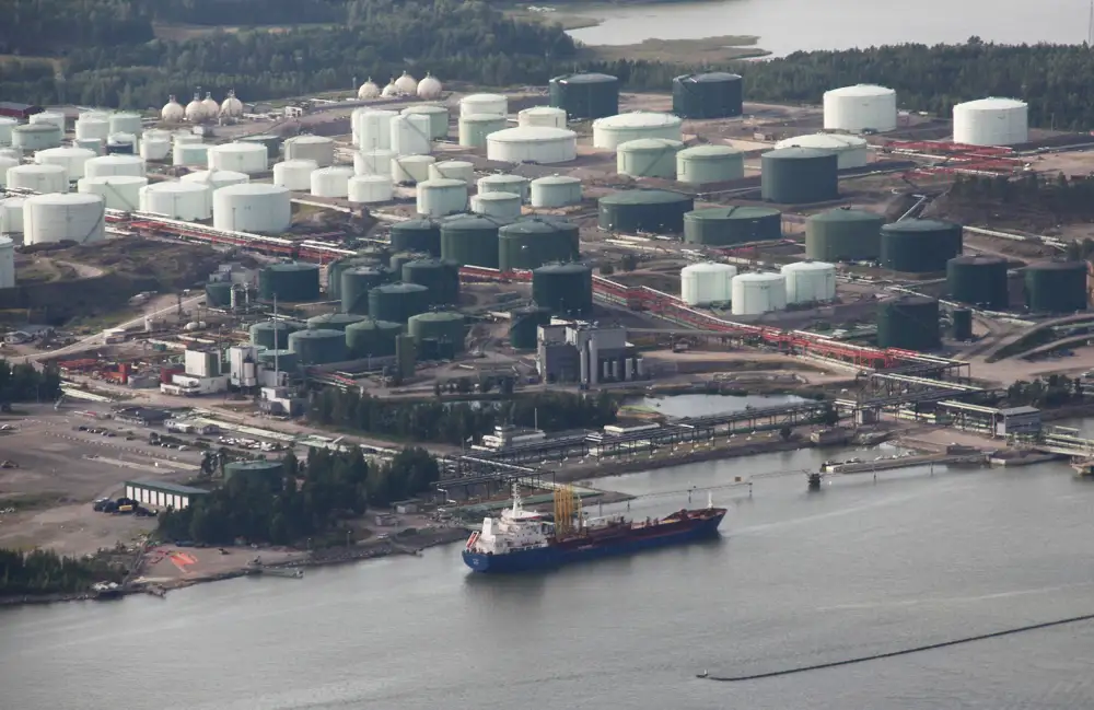 Porvoo_refinery_from_air