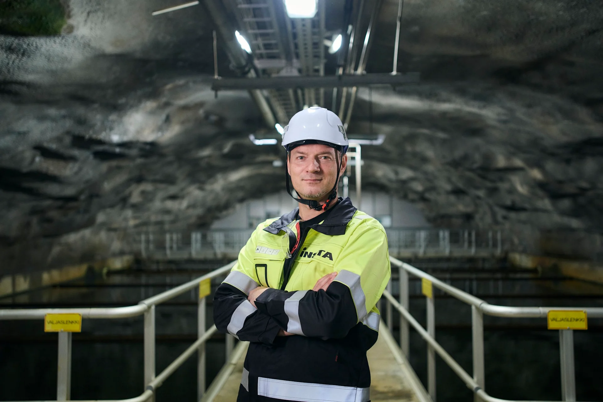 Insta industry vesitalous