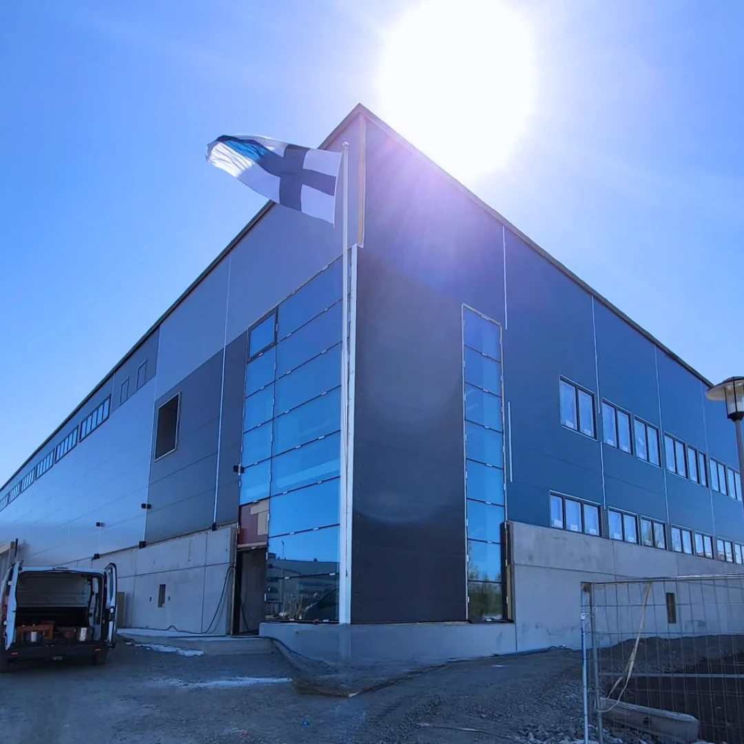 Instan uusi automaatio- ja sähkökeskuksia tuottava tehdas Tampereella mahdollistaa tuotantokapasiteetin kasvattamisen