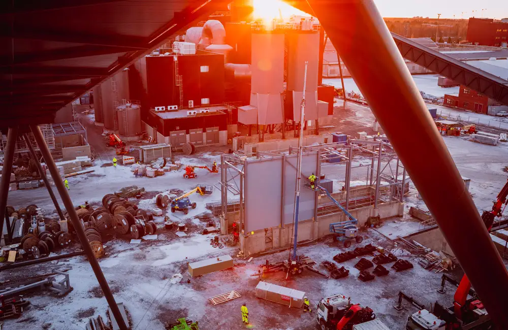 Oulun Energian Laanilan biovoimalaitos ilmasta kuvattuna