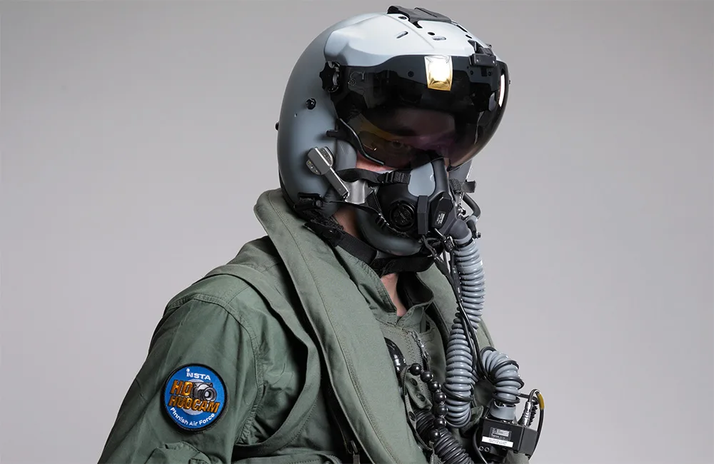 Aircrew and pilot safety equipment Insta