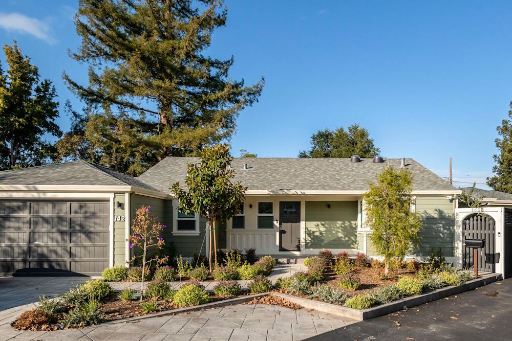 Spacious 4 Bedroom Smart Home for Lease on Coveted Cul-de-Sac Near Hillsdale