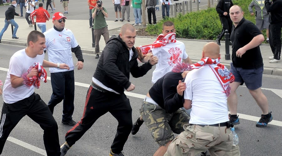 Zamieszki kibiców przed meczem reprezentacji Polski z Rosją. 