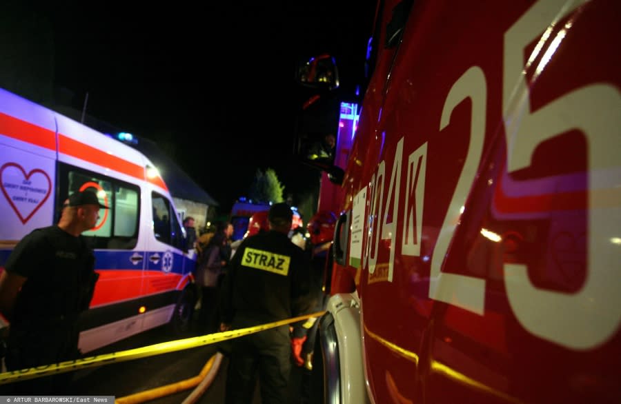 Małopolska: Trzech strażaków potrąconych przez samochód na A4. Jeden z nich nie żyje
