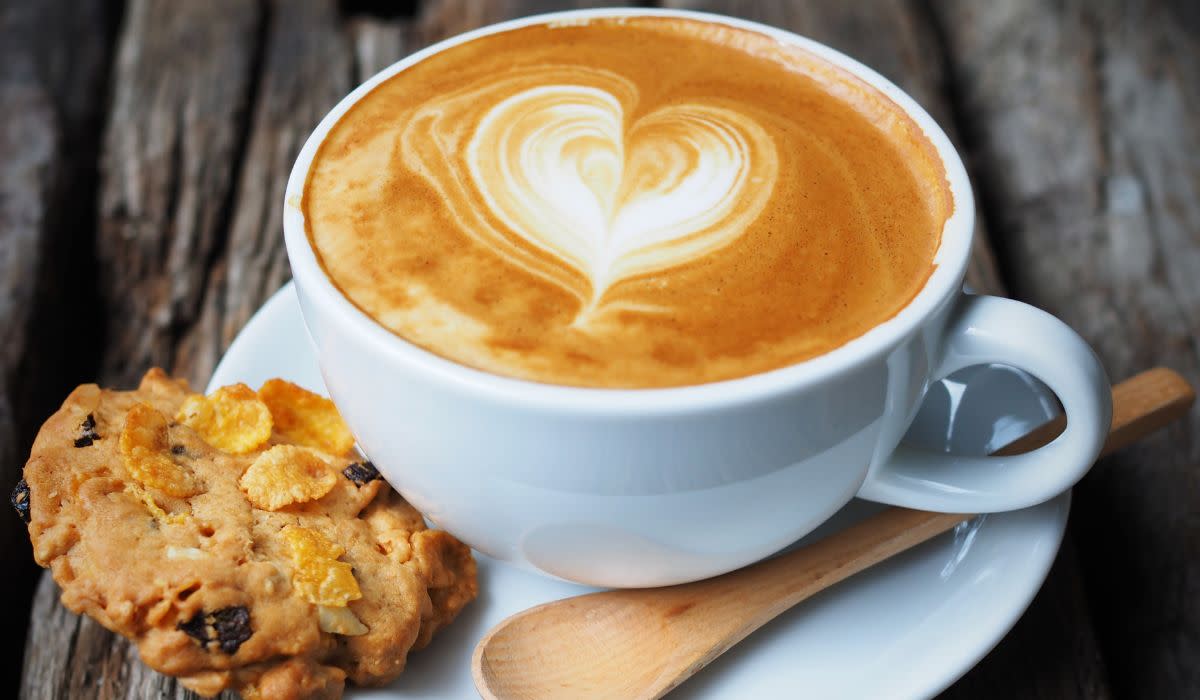 Dlaczego warto dodać imbir do kawy? Poranny napój zadziała nie tylko energetyzująco