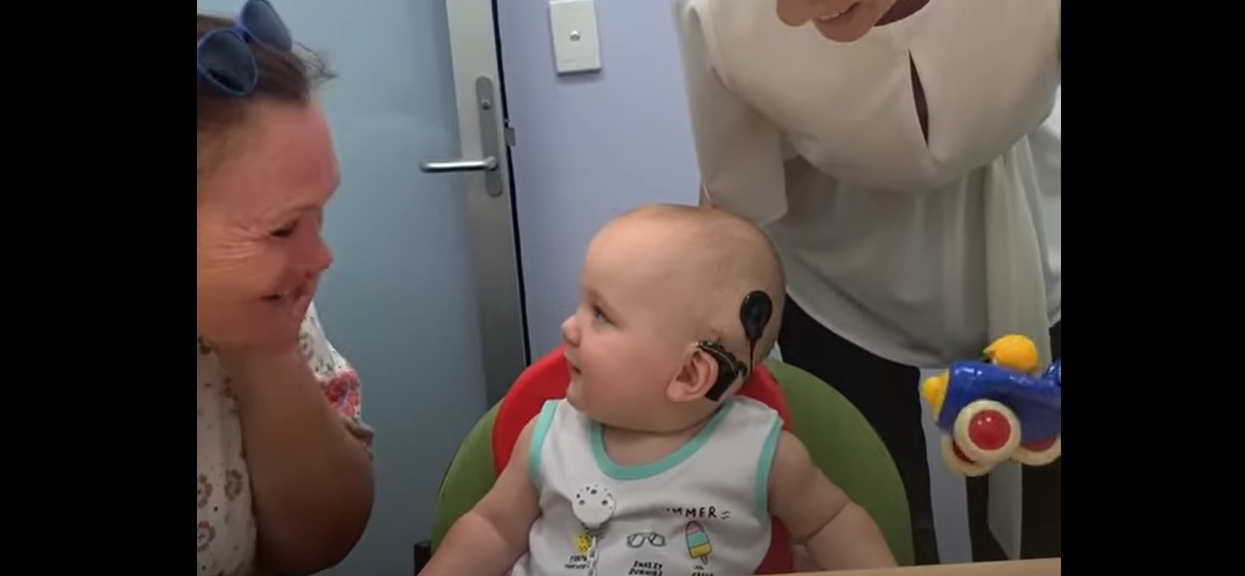 Dziecko odzyskało słuch