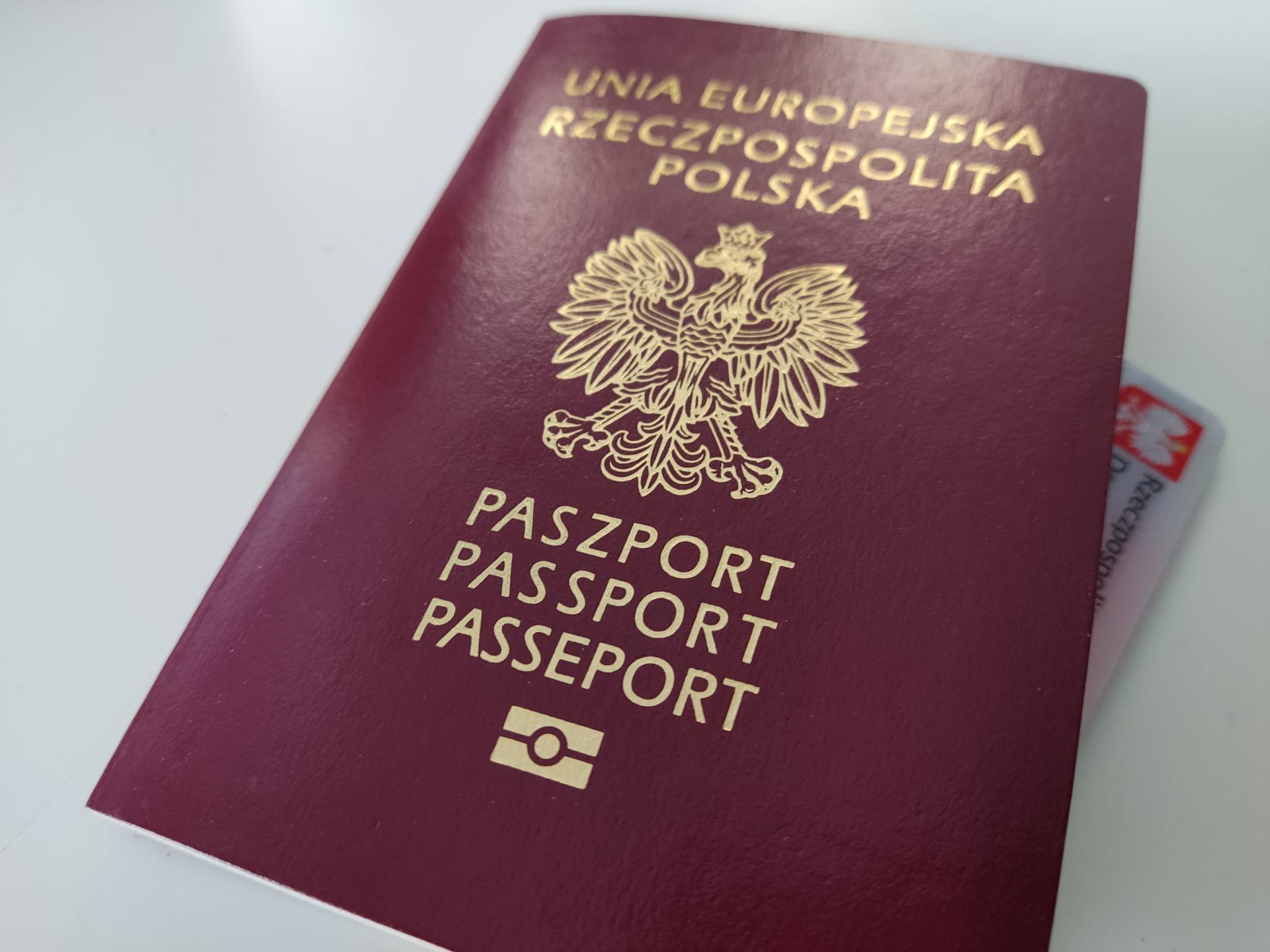 Wniosek o paszport przez internet