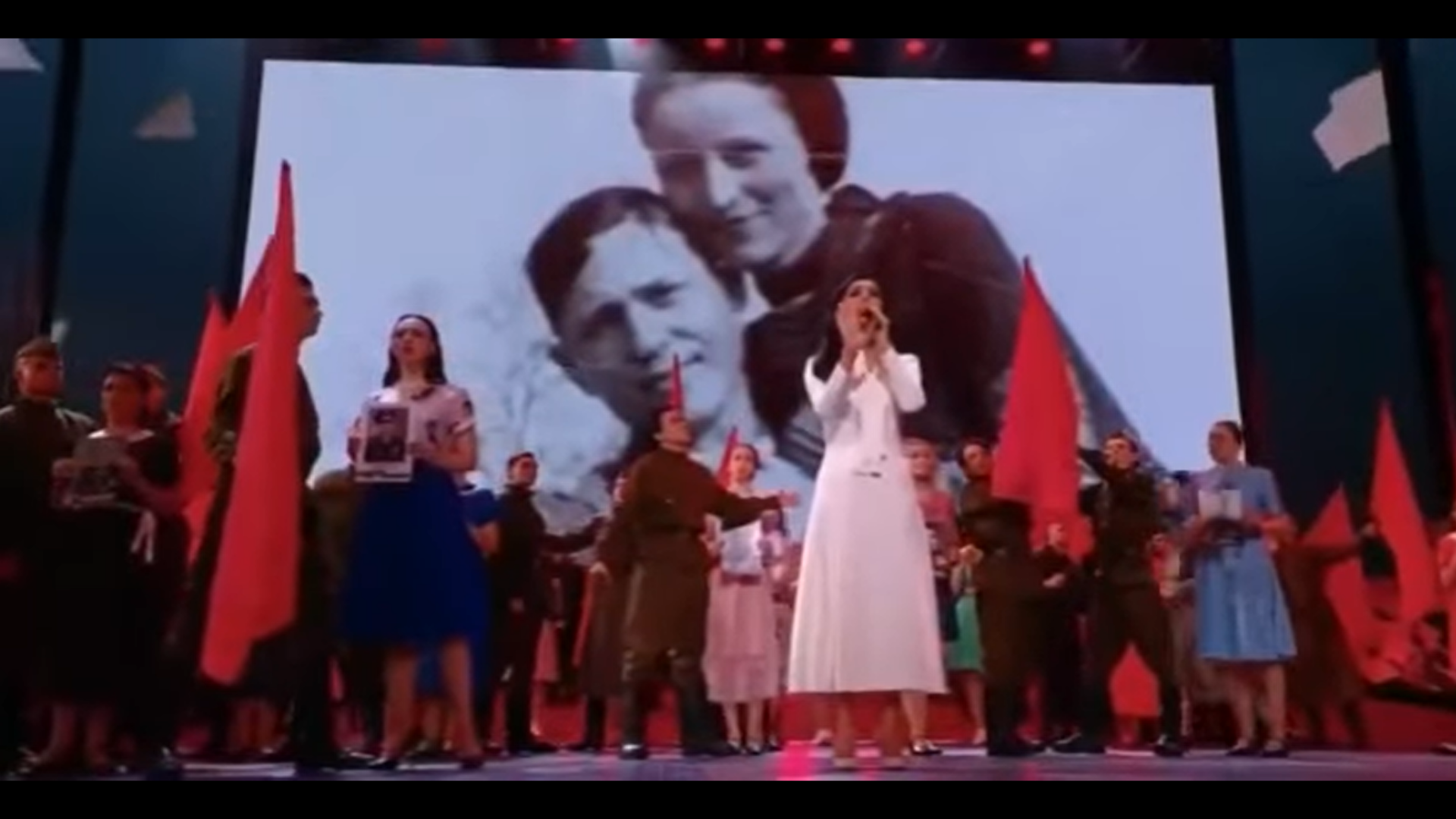 Rosyjska telewizja wspomina poległych w Dzień Zwycięstwa. Wśród ofiar znalazły się amerykańskie ikony