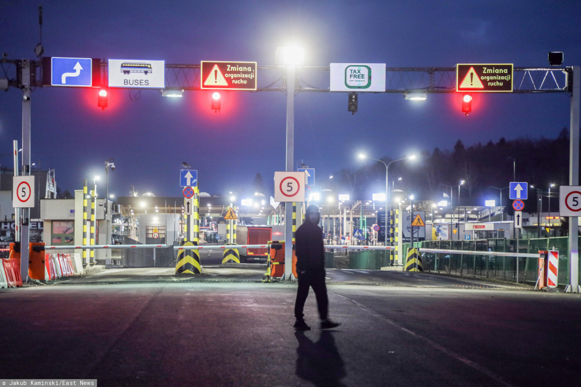 Straż Graniczna: "Nikt nie może ani wjechać, ani wyjechać z Polski"