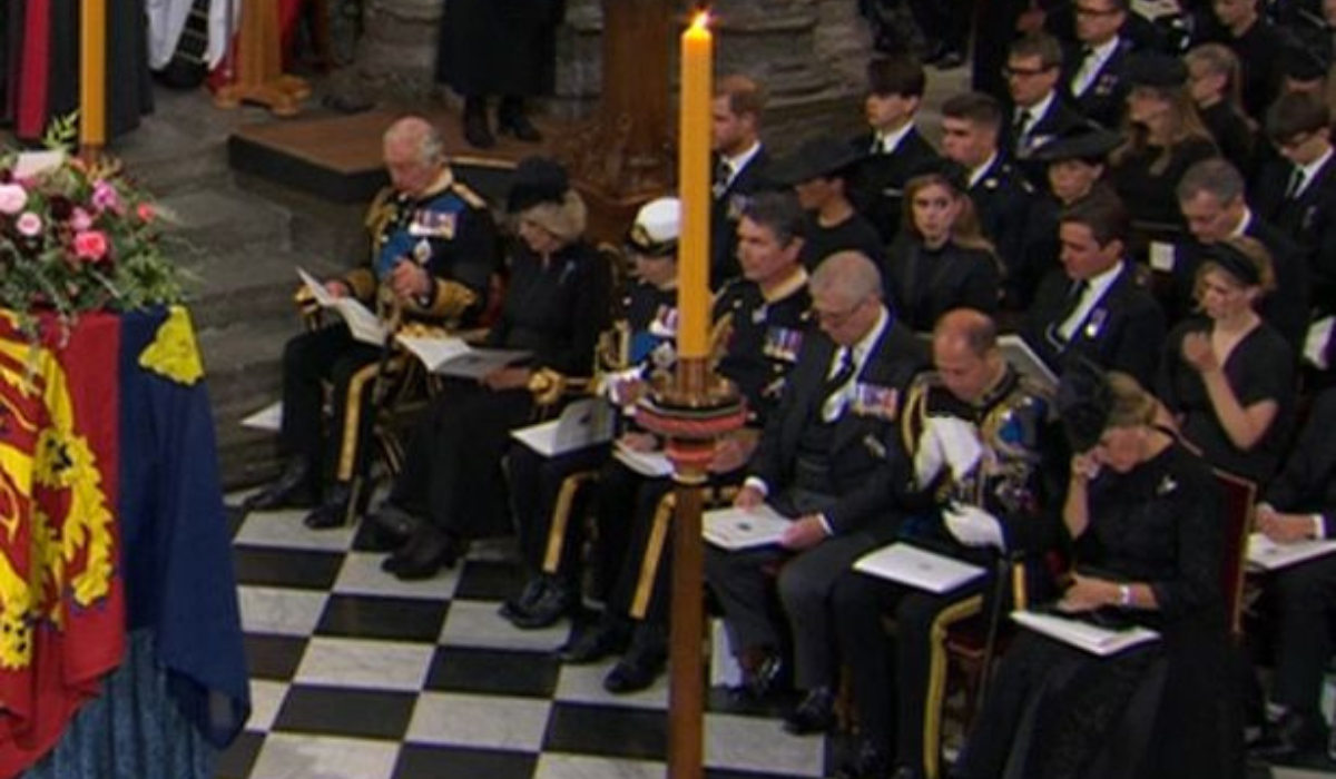 Zrozpaczeni Sophie Wessex i książę Edward ocierają łzy na pogrzebie królowej Elżbiety II