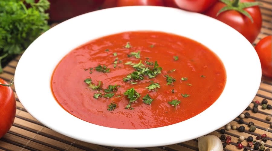 Wyśmienita zupa pomidorowa z ketchupem