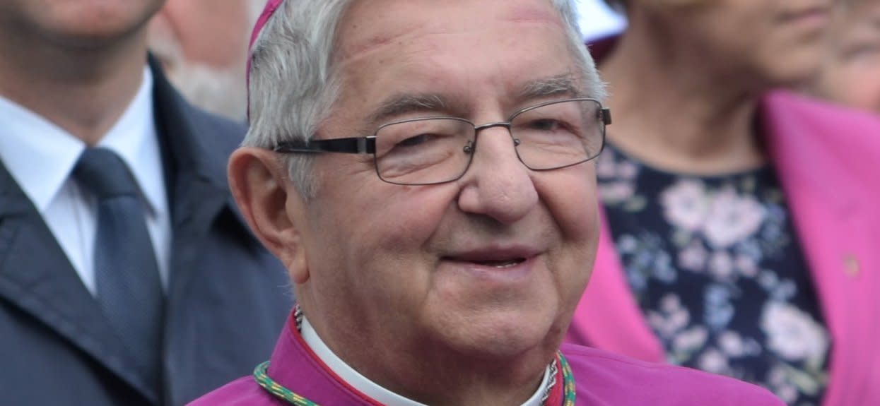 Arcybiskup Sławoj Głódź pławi się w luksusach