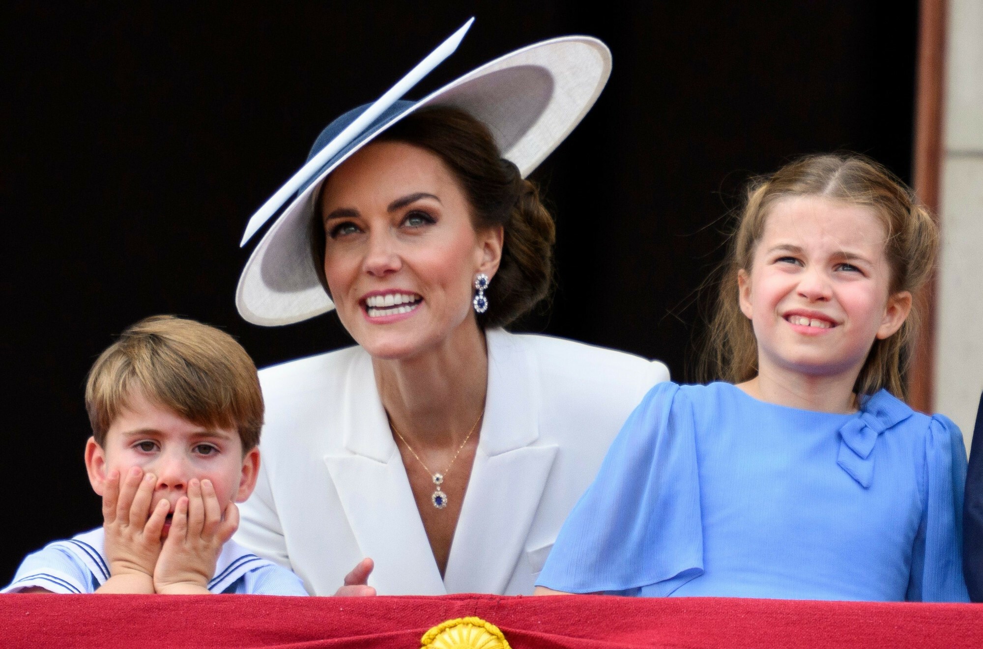Księżna Kate z dziećmi EA