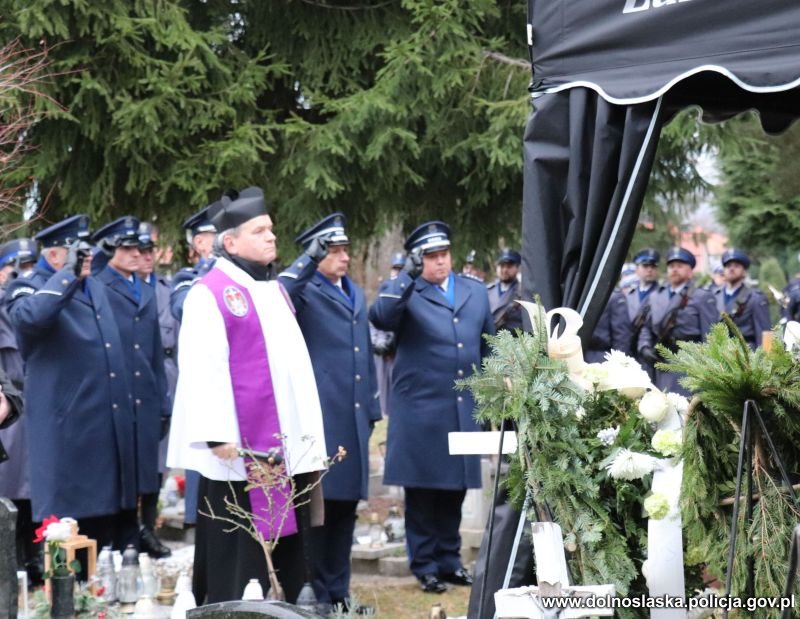 Pogrzeb Natalii Iskry  z Komisariatu Policji w Kudowie-Zdroju. Źródło: Policja Dolnośląska