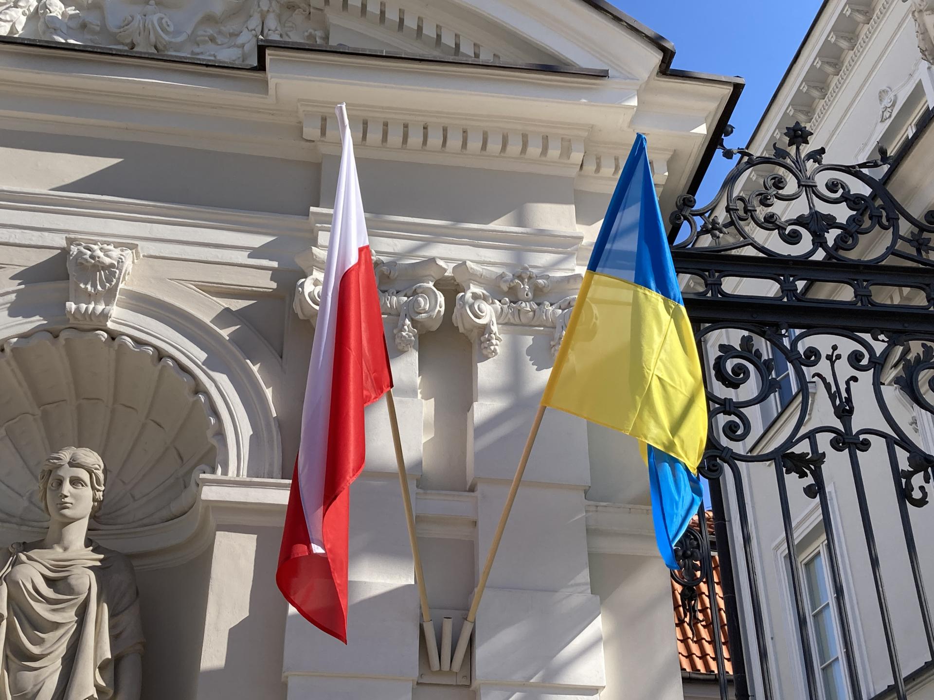 flaga Polska-Ukraina-flaga Ukraina-iberion
