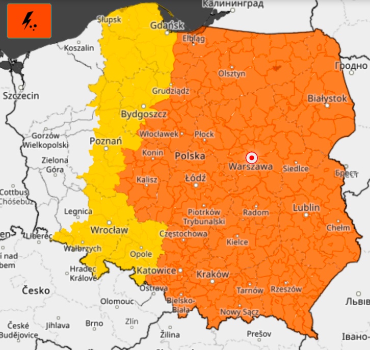 Ostrzeżenia II i I stopnia przed burzami obowiązują niemal w całym kraju