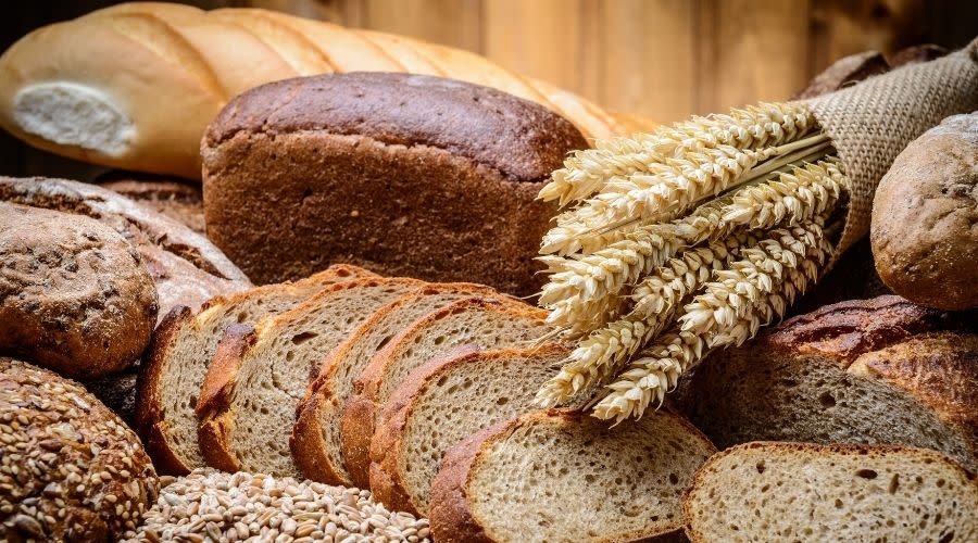 Jak przedłużyć świeżość chleba? Najważniejsze zasady