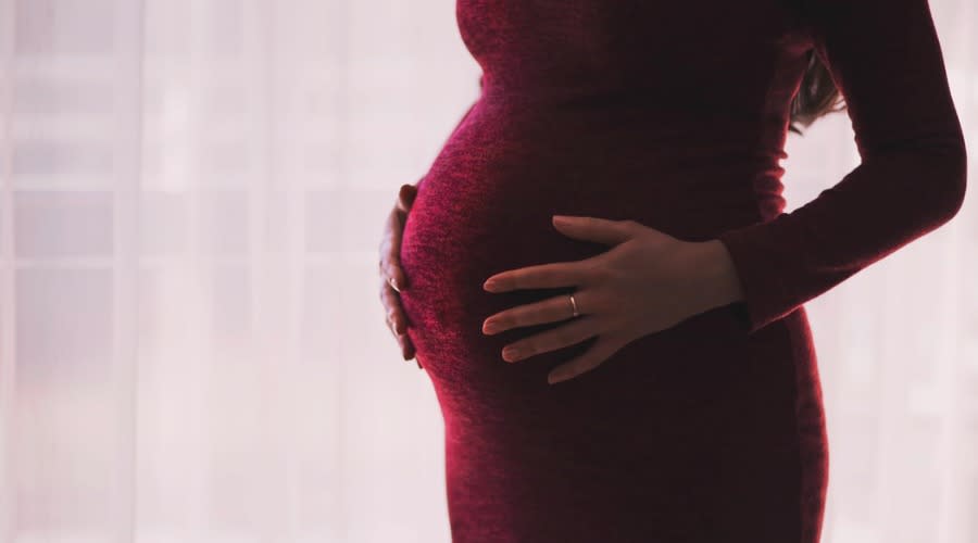 Biegunka w ciąży – co oznacza? Przyczyny, leczenie, zagrożenia