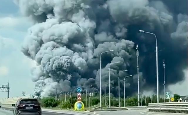 Pożar pod Moskwą, płonie magazyn "rosyjskiego Amazona"